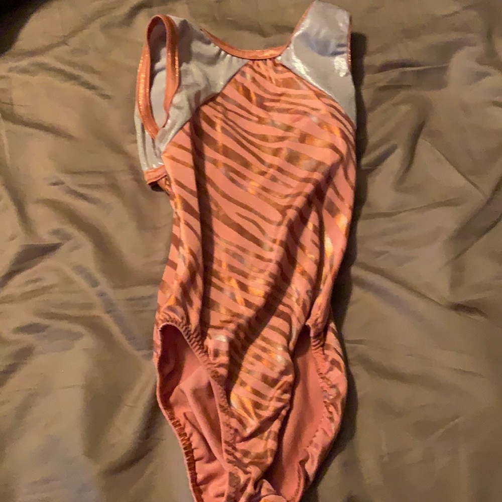 Gymnastics leotard